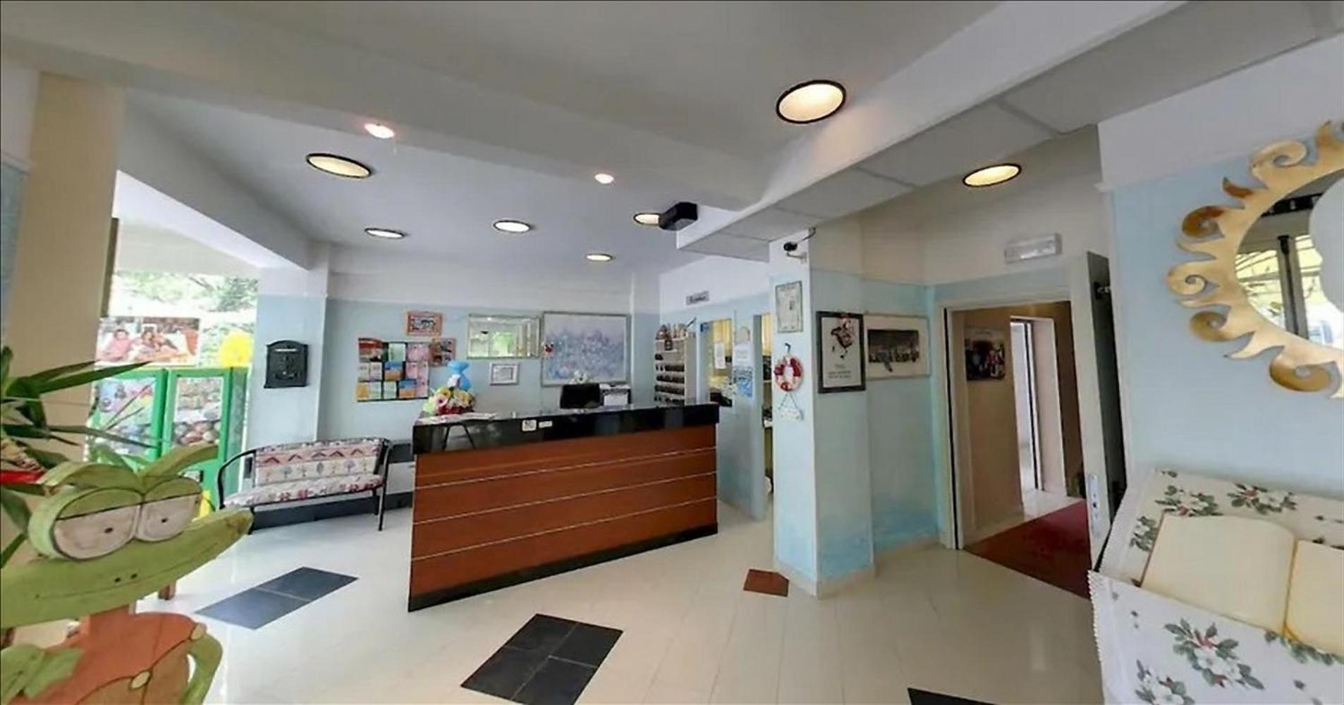Hotel Milord Cesenatico Buitenkant foto
