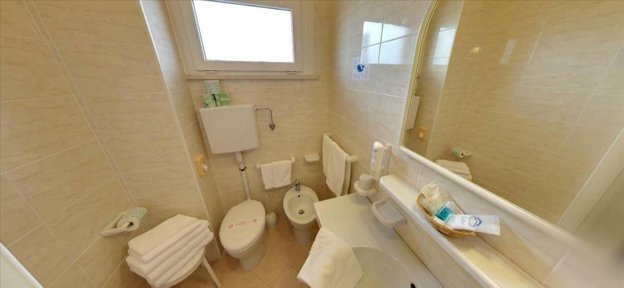 Hotel Milord Cesenatico Buitenkant foto