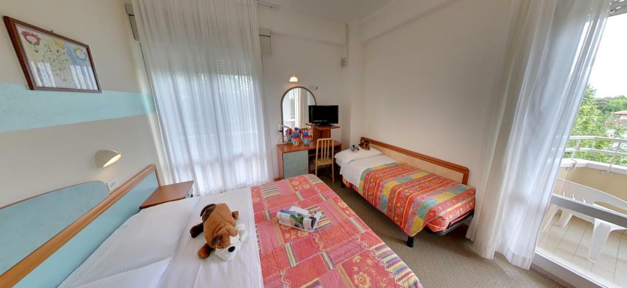 Hotel Milord Cesenatico Buitenkant foto